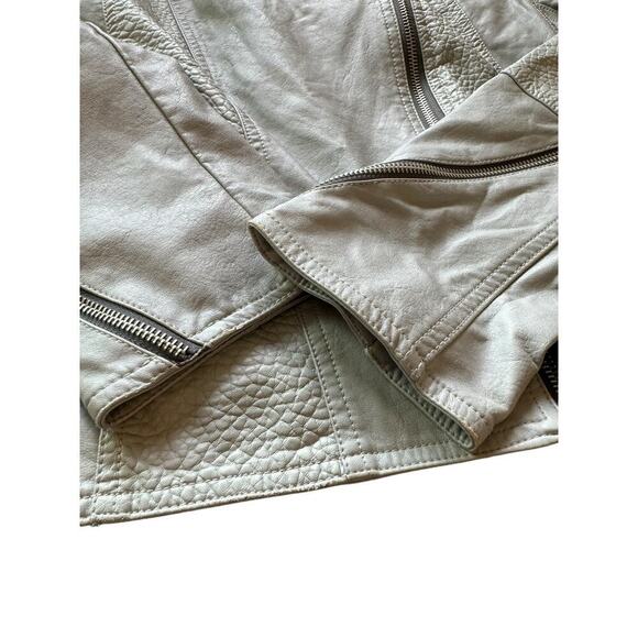 BKE Asymmetrical Zip Front Faux‎ Leather Jacket - Light Gray - Zipper Sleeve - M - Picture 10 of 15